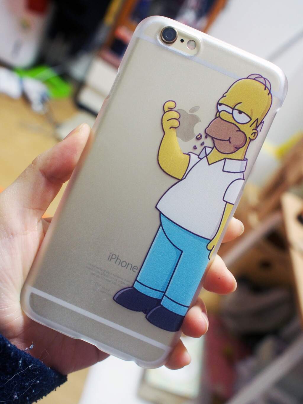 iPhone-Hülle mit Homer Simpson und Apple-Logo-Design Homer Simpson iPhone - Bild von boyoung Ro auf Pixabay