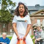 Comedy in Gudensberg – Sybille Bullatschek: „Ich darf das, ich bin Pflägekraft!“