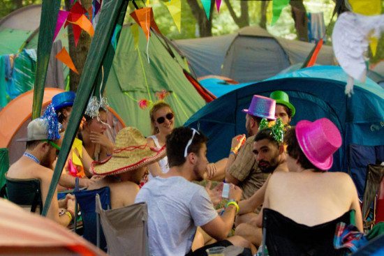 Camp Unknown - Treffpunkt und Lager internationaler Alleinreisender beim Sziget