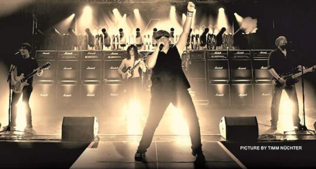 We Salute You - Fast wie die echten AC/DC!