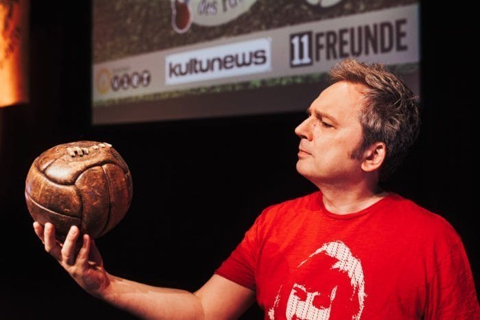 Zeiglers wunderbare Welt des Fußballs: Live in Delbrück! Zeigler über den Sinn des Fußball