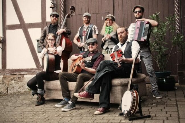 Die Band Begbie's Pint wird beim den Highland Games Canstein aufspielen.