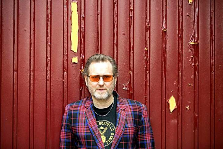 Stoppok, Tour, Tickets, Biografie Sieht auch in Tartan gut aus: Stoppok - Ein kurze Biografie, sowie Tour-Infos und wo es die Tickets gibt, findest hier | Foto: Thomas Willemsen