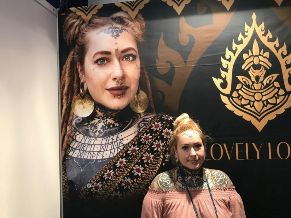 Tattoomenta 2019 - Die doppelte Anka von 'Lovely Lobes'. An ihrer Schmuck-Kollektion gibt es in der Szene kein vorbeikommen.