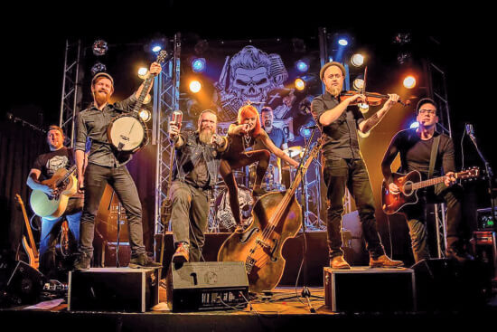 Ski King und die Gang: The Reverend Andrew James Gang im Sägewerk Neukirchen! Ski King und die Gang: The Reverend Andrew James Gang im Sägewerk Neukirchen!