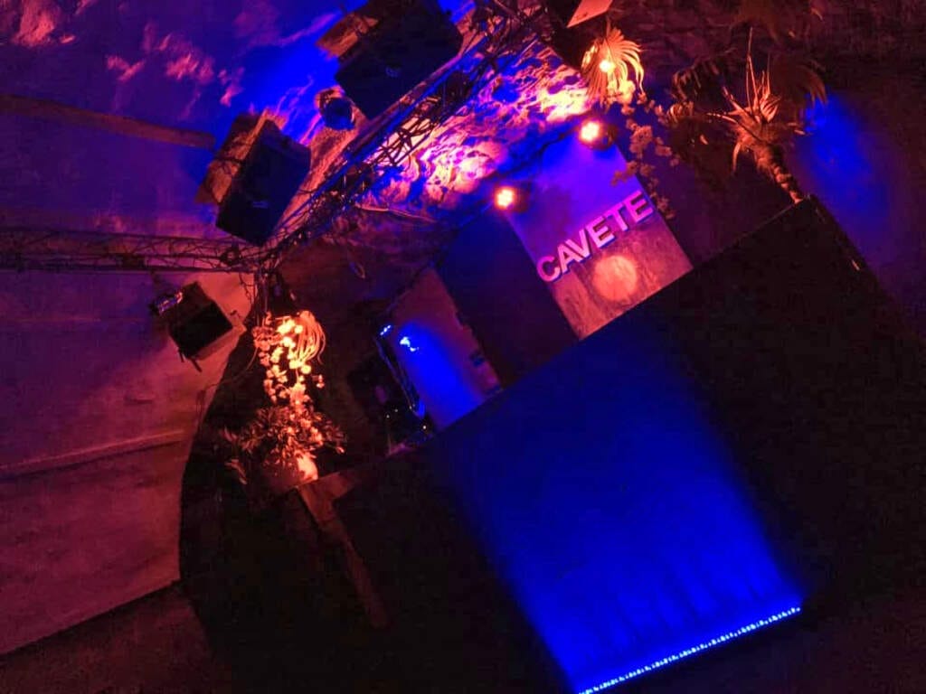 Die Cavete in Marburg ist mit ihrem Jazz-Programm mittlerweile selbst über die deutschen Grenzen hinaus bekannt. | (c) Jazzinitiative Marburg e. V.