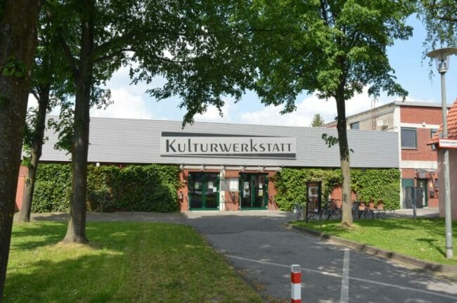 Die Kulturwerkstatt Paderborn bietet Events und Kultur: Die "Kulte" wie sie leibt und lebt! Seit Februar 2022 saniert die Stadt Paderborn ihre Location, um in Zukunft ein noch schöneres Ambiente zu zaubern. | (c) Stadt Paderborn