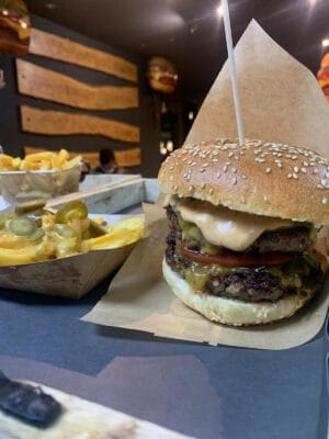 Neueröffnung: HoodBurger Restaurant in Korbach! Neueröffnung: HoodBurger Restaurant in Korbach!