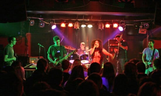 Bandprofessionalisierung, Coaching, Düsseldorf Jetzt für die Bandprofessionalisierung 2021 bewerben (c) cosmix auf Pixabay