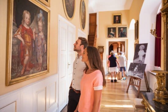 Burgen und Schlösser in Nordrhein-Westfalen und OWL als Ausflugsziel: Zum Beispiel das Fürstliches Residenzschloss Detmold-Residenzschloss (c) Teutoburger Wald Tourismus M. Schoberer_