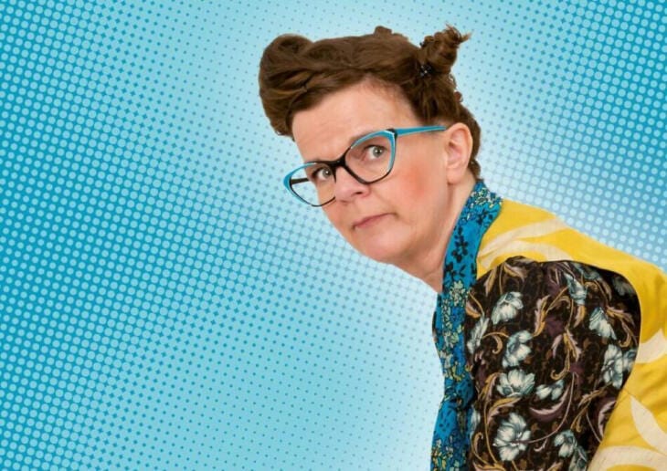 Frieda Braun kennt man u.a. durch ihr urkomischen Programm "Jetzt oder nie"! Hier findest nicht nur eine kleine Biografie der Komödiantin, sondern auch die Termine ihrer Tour und wo es die Tickets für Frida Braun live on stage gibt. Frieda Braun kennt man u.a. durch ihr urkomischen Programm "Jetzt oder nie"! Hier findest nicht nur eine kleine Biografie der Komödiantin, sondern auch die Termine ihrer Tour und wo es die Tickets für Frida Braun live on stage gibt.