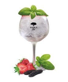 Frohe Botschaft, Gin, Rezept, Fruchtaufstrich, Marmetube, Erdbeere, Tonkabohne, Zutaten, GINial, Cheesecake, Muffin, Cocktail, Gin-Bäm, Stefanie Brach, Daniel Soumikh, Daniel Hutschenreuter Wie wäre es mit einem fruchtigen Cocktail? Mit dem „Gin-Bäm“ von Stefanie Brach kannst Du Deiner Mutter am Muttertag ebenfalls ein große Freude machen machen. | (c) Frohe Botschaft