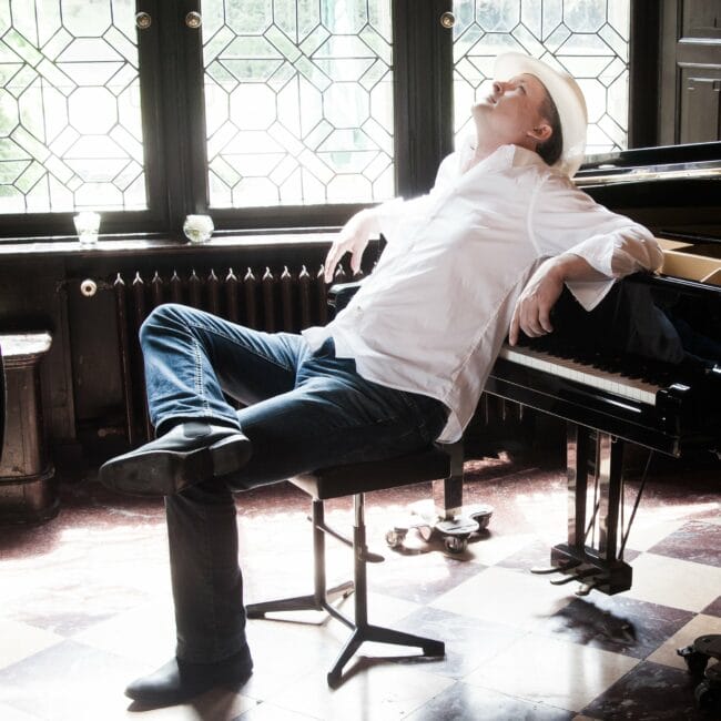 Jan Luley, Concert & Talk, Jazz, Swing, Blues, Boogie Woogie, Gospel, Swing, Creole & Latin Music, Mainstream Jazz, Pop, Bad Hersfeld Relaxed! Pianist Jan Luley feierte im Lock-Down das einjährige Jubiläum seiner Streaming-Reihe »Concert & Talk« sowie sein 100. Online-Konzert. | (c) Luleyfoto.de & Luleymusic.de