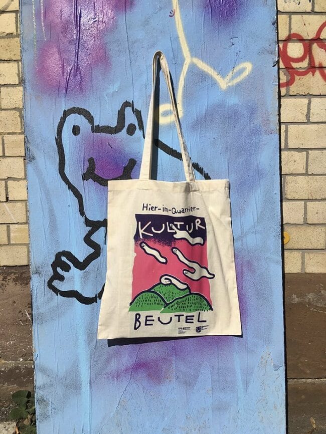 Kulturzentrum Schlachthof, Hier im Quartier, Kulturbeutel, Accessoires, Merchandise Kulturzentrum Schlachthof Kassel: Die Hier-im-Quartier-Kulturbeutel werden ab sofort kostenlos verteilt!