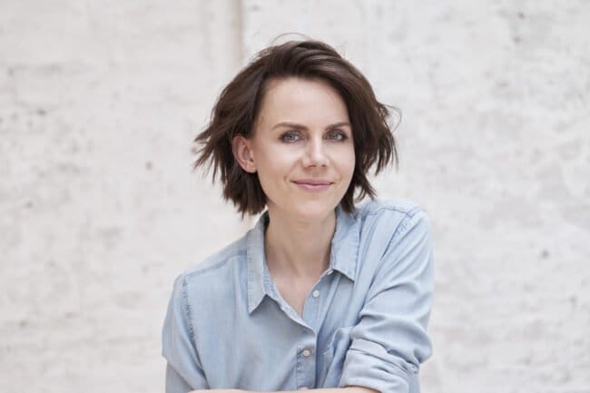 Kulturzelt, Kassel, Anna Depenbusch, Open Air, Festival, 2021, Hessenkulturbahn, Hessenkampfbahn Auch Anna Depenbusch kommt am 12. August zum Kulturzelt Kassel 2021! Erst kam Corona dazwischen, aber jetzt wird das Kasseler Traditions-Festival unter freiem Himmel auf der Hessenkulturbahn stattfinden! | (c) Steven Haberland