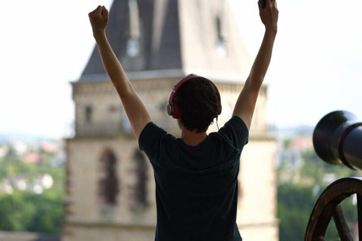 Lauschangriff, Warburg, Event, Ausgehtipps, Stadtfeste, Konzerte, Kultur, Festivals, Musicals, Partys, Stadtfeste, Theater, Sportveranstaltungen, Ausstellungen, Messen, Flohmärkte Auch der "Lauschangriff" gehört zum Event-Angebot von Warburg | (c) nurguteleute - Kai Greupner