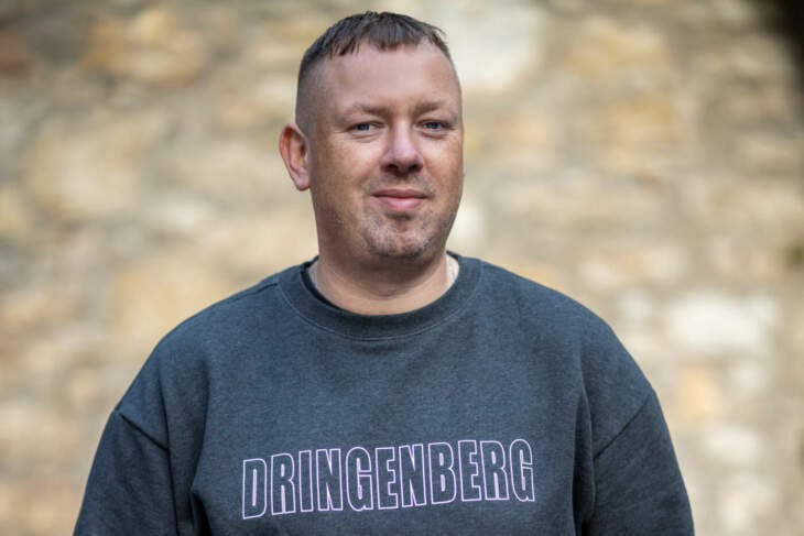 DJ Sventastic ist einer der Musiker, die bei Welcome Home, der Party in der Warburger Stadthalle, auflegen! | (c) DJ Sventastic