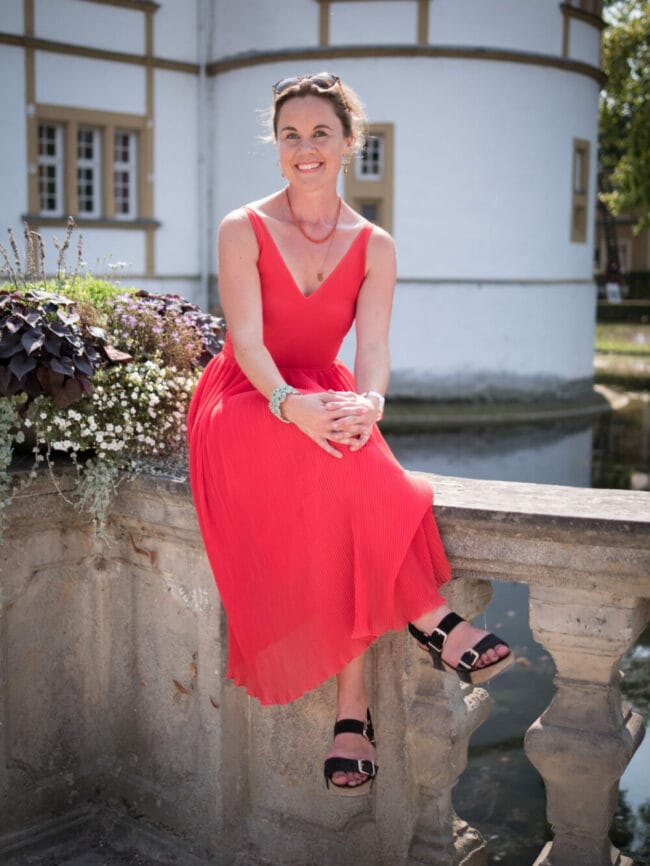 Jule, Julia Ures, Deelenhaus, Paderborn, Ukraine, Benefiz, Konzert, Event, Spende Moderiert beim Ukraine-Konzert im Deelenhaus Paderborn: Julia Ures | (c) Gunnar Fux