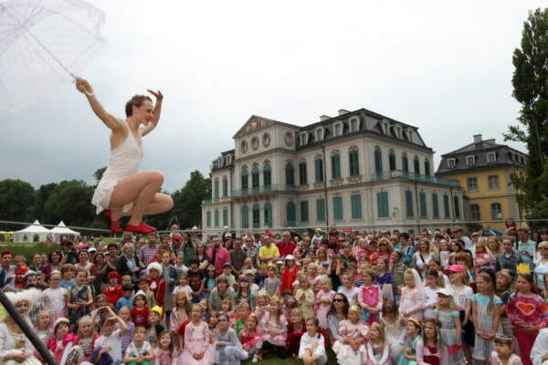 B. Braun fördert auch in diesem Jahr wieder den »Kultursommer Nordhessen«! Der »Prinzessinnentag« nur ein Event aus dem Füllhorn des »Kultursommer Nordhessen 2023« |  (c) Jörg Lantelme