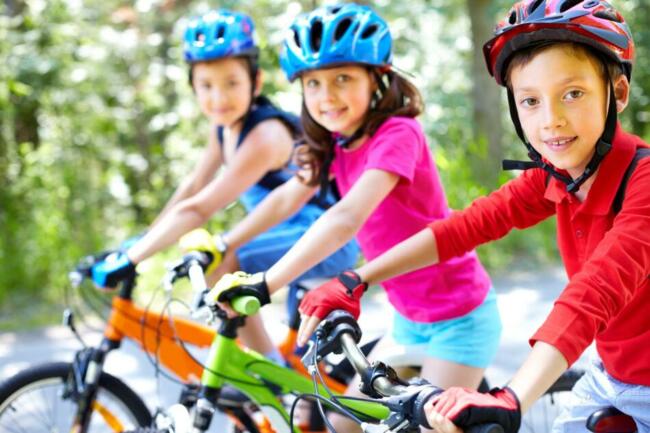hr-Radtour in Kassel Radfahrende Kinder | Kinder mit Fahrrad | Archivfoto | (c) Sylwia Aptacy - Pixabay