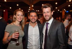 Party in Paderborn | 3 Personen auf einer Party | 3zu2 | Party-Symbolbild (001) - KI-generiert | Flux1 | (c) Wildwechsel3 Personen auf einer Party | 3zu2 | Party-Symbolbild (001) - KI-generiert | Flux1 | (c) Wildwechsel