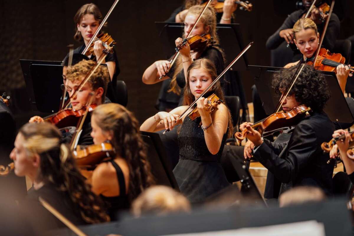 Das Bundesjugendorchester beim Kultursommer Nordhessen | (c) Hunderteins