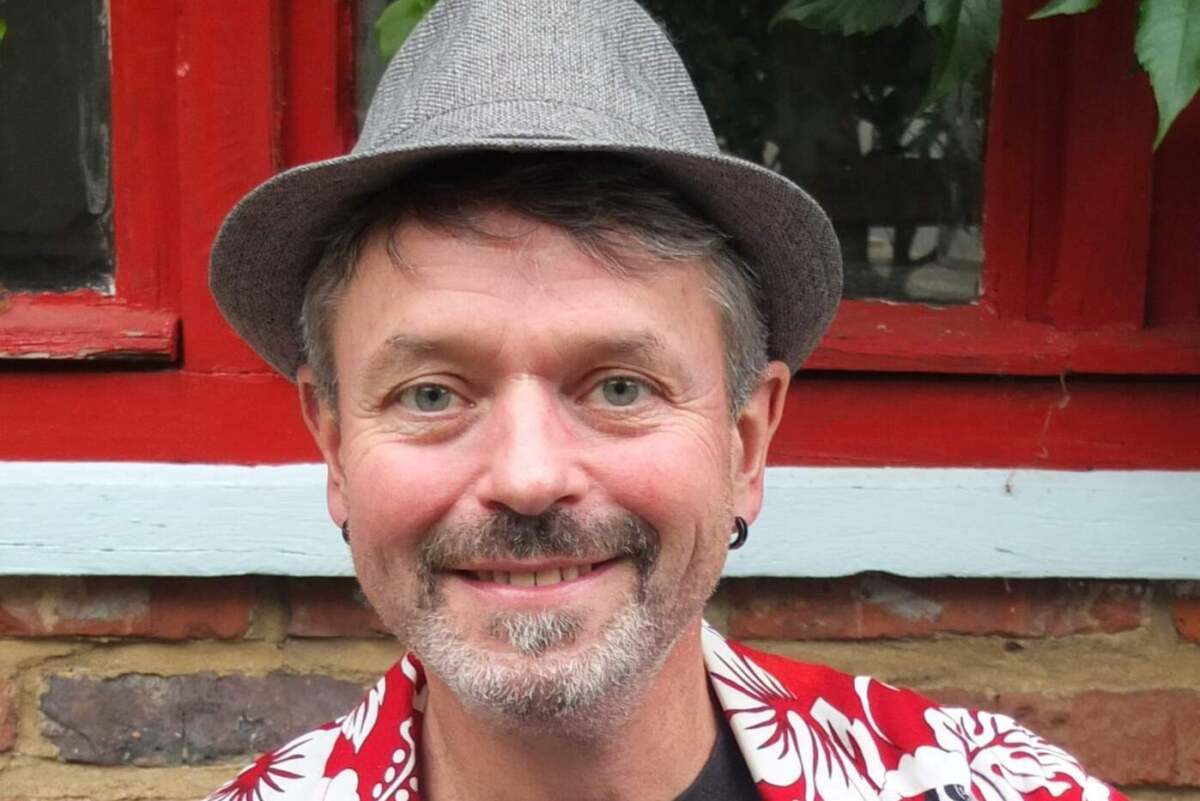 Das Mobilitätsfest Kassel bietet auch Livemusik: Herr Müller & seine Gitarre | (c) Jürgen Müller