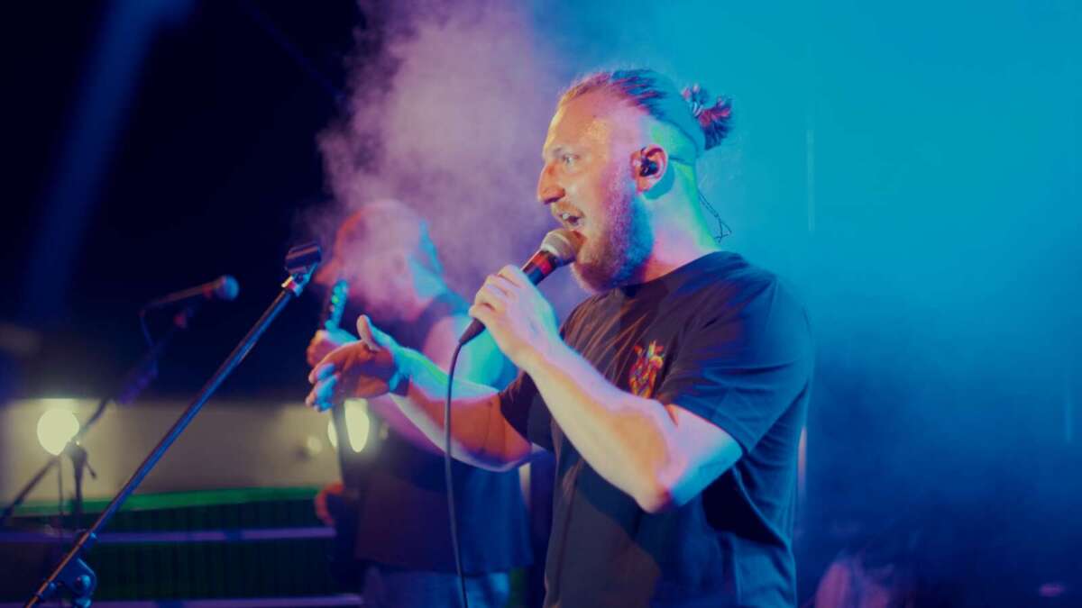 Volle Power auf der Bühne: Fatmull live in Loshausen. | (c) Jan Heidenreich Fatmull