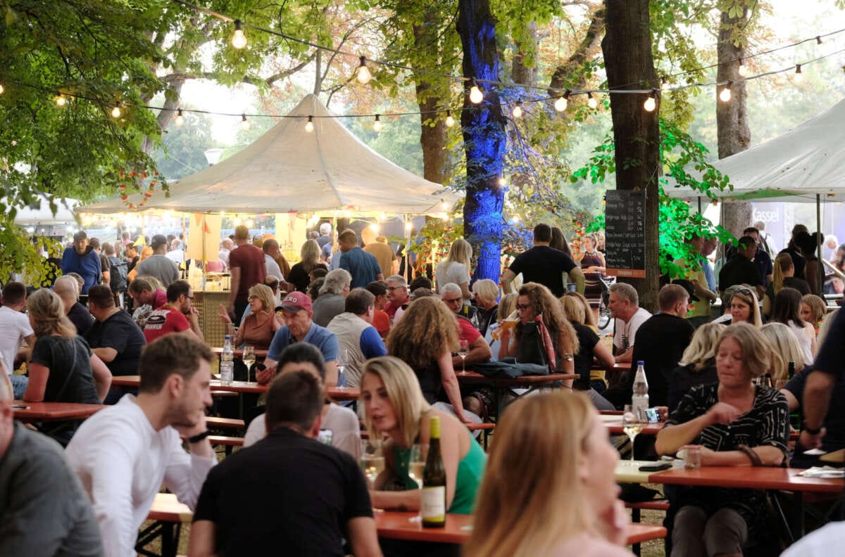 Beim Kasseler Zissel ist vieles möglich: Gemütliches zusammen sitzen, feiern oder das Kulturprogramm genießen. | (c) Kassel Marketing GmbH | Mario Zgoll