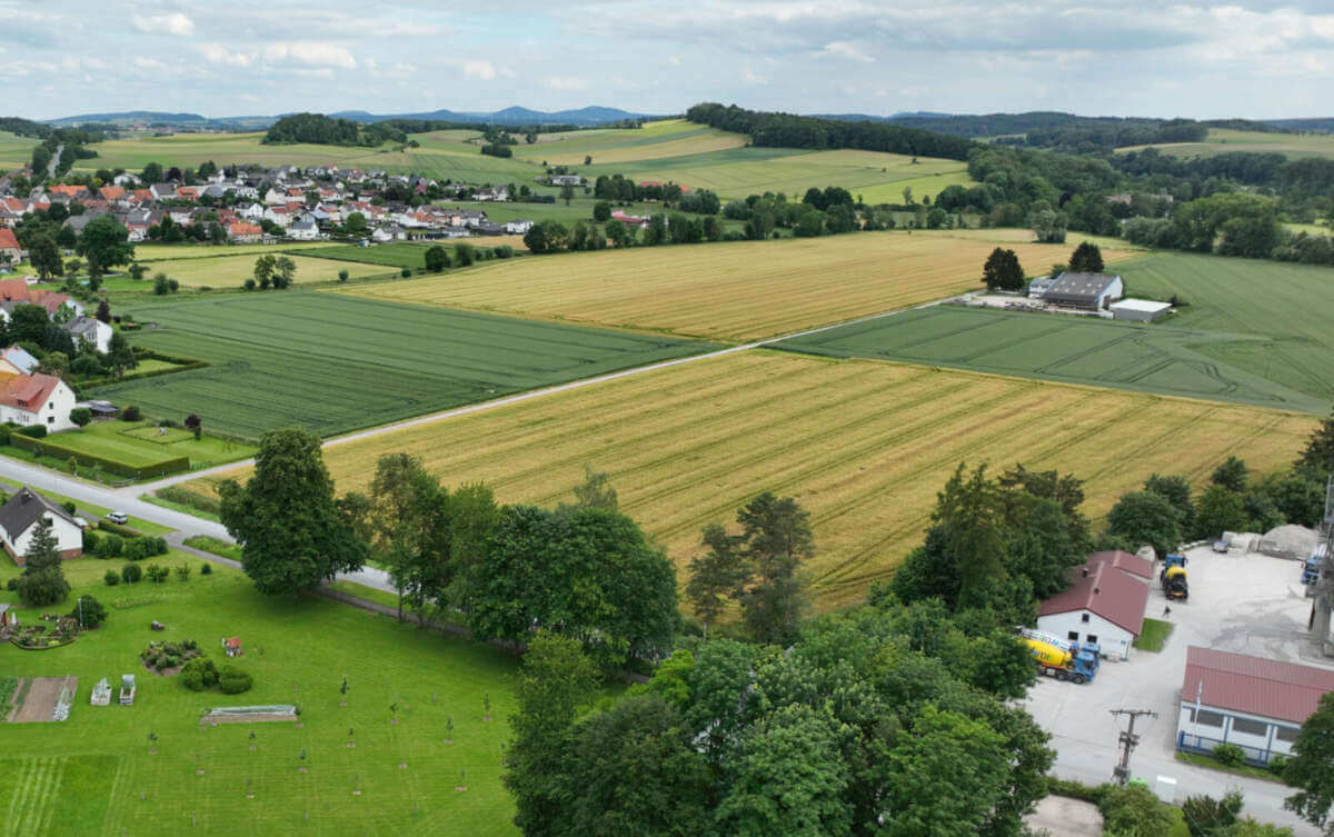 Dorffest Ossendorf - Ein "Drohnenblick" auf den Maschweg
