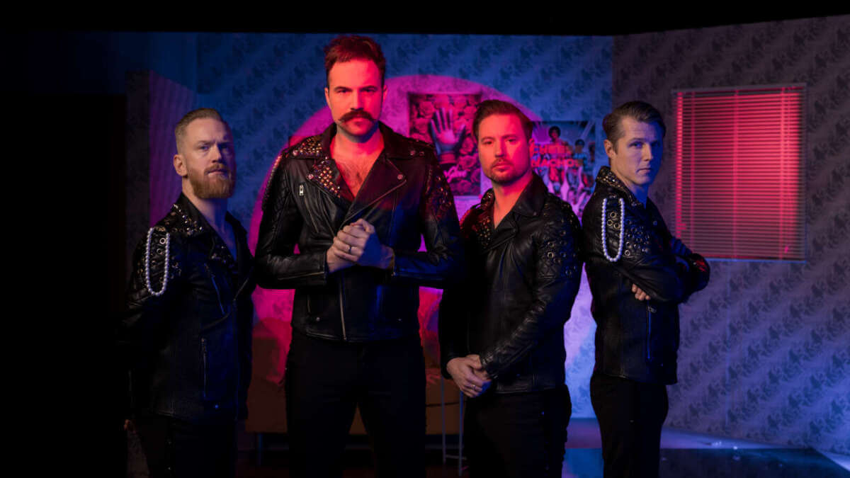 Royal Republic |(c) Jonatan Rennemark - paraply