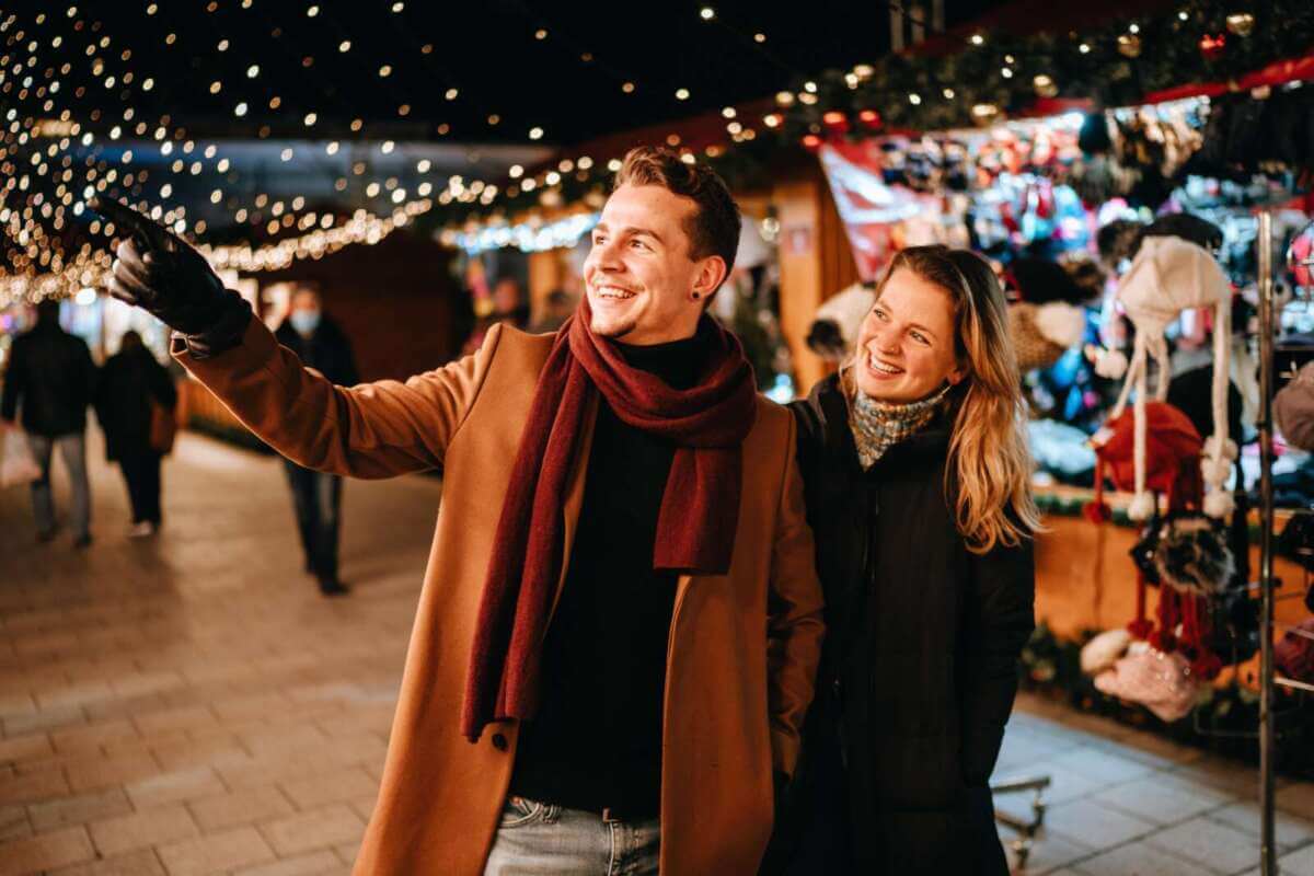 Auf dem Märchenweihnachtsmarkt Kassel - 19499 | (c) Kassel Marketing GmbH - Can Wagener