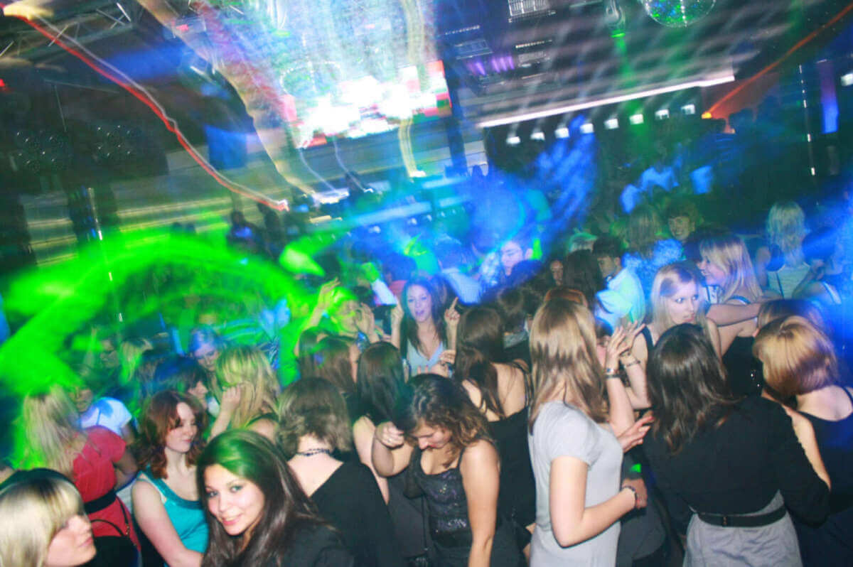 Im Bonkers in Frankenberg wird immer noch gern gefeiert! - Auch wenn dieses Foto bereits 2010 bei Gig von Two for Grooves entstanden ist | (c) Wildwechsel