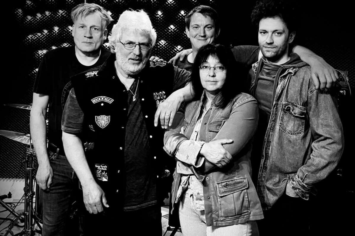 Die Kasseler Band Secret Mission bringt bei der Rock- & Blueswoche im Theaterstübchen ehrlichen Rock und klare Botschaften auf die Bühne. | (c) Martin Glück