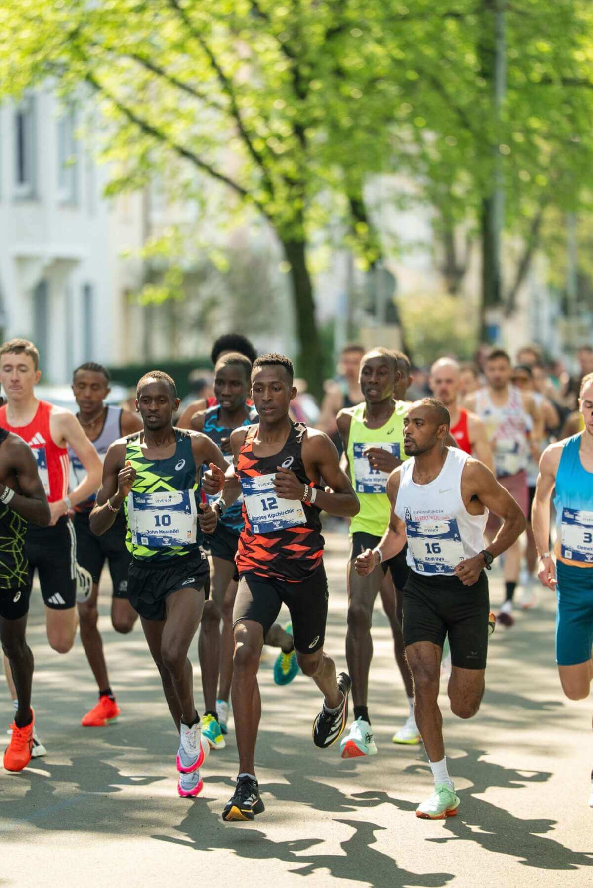 Paderborner Osterlauf - Start | (c) Farbecht Medienagentur