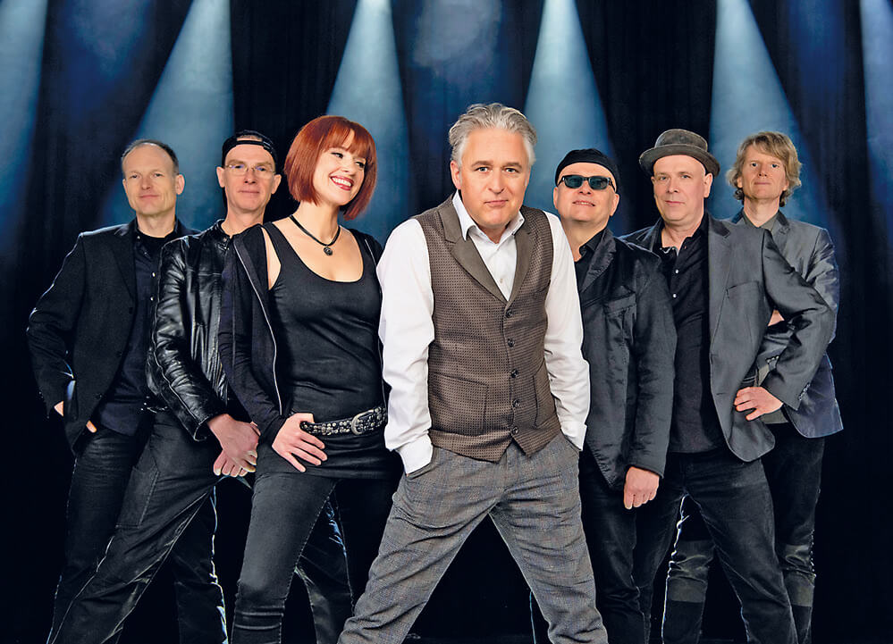 Still Collins sind Teil der SommerKultur im Wasserschloss Wülmersen | (c) Still Collins