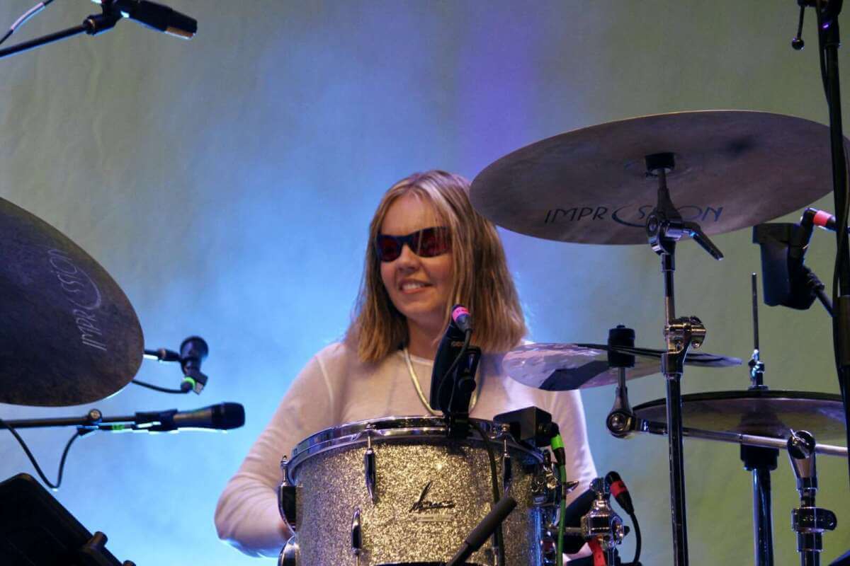 Alli Neumann beim live beim Open Flair 2026 - Samstag - IMG_0451 - Fotograf Alexander Jeppe