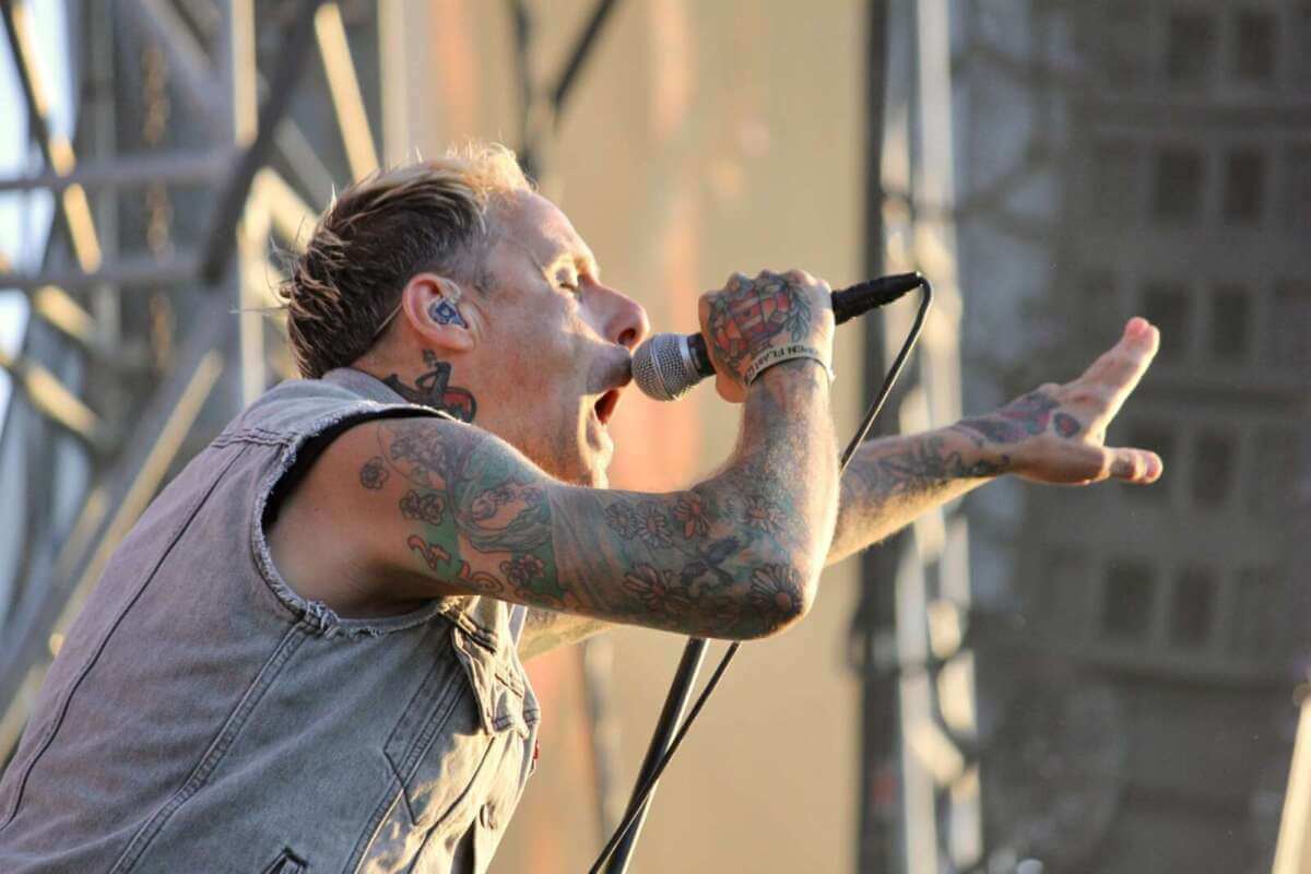 Donots beim live beim Open Flair 2026 - Samstag - IMG_0015 - Fotograf Alexander Jeppe