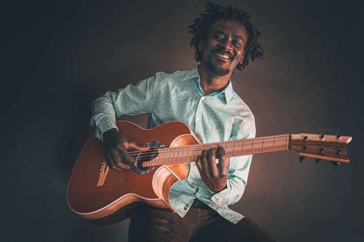 Gitarrist Niwel Tsumbu