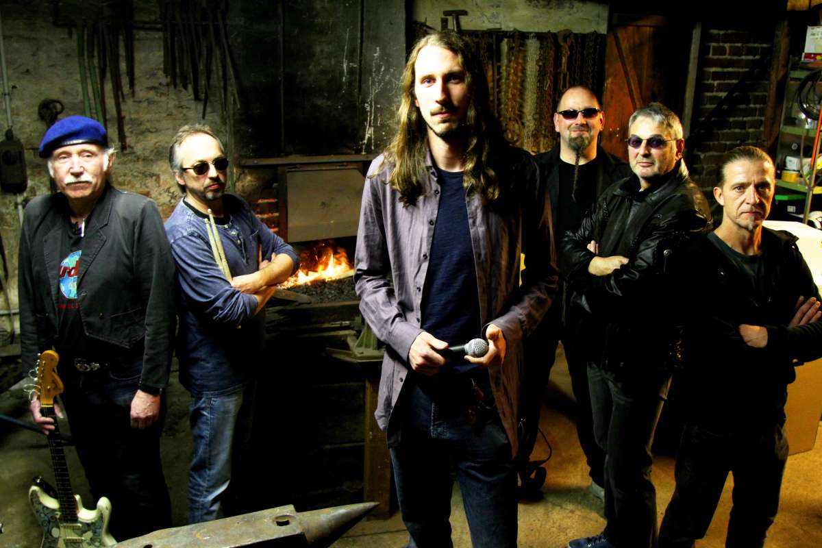 Coverrock vom Feinsten – Steven Stealer Band