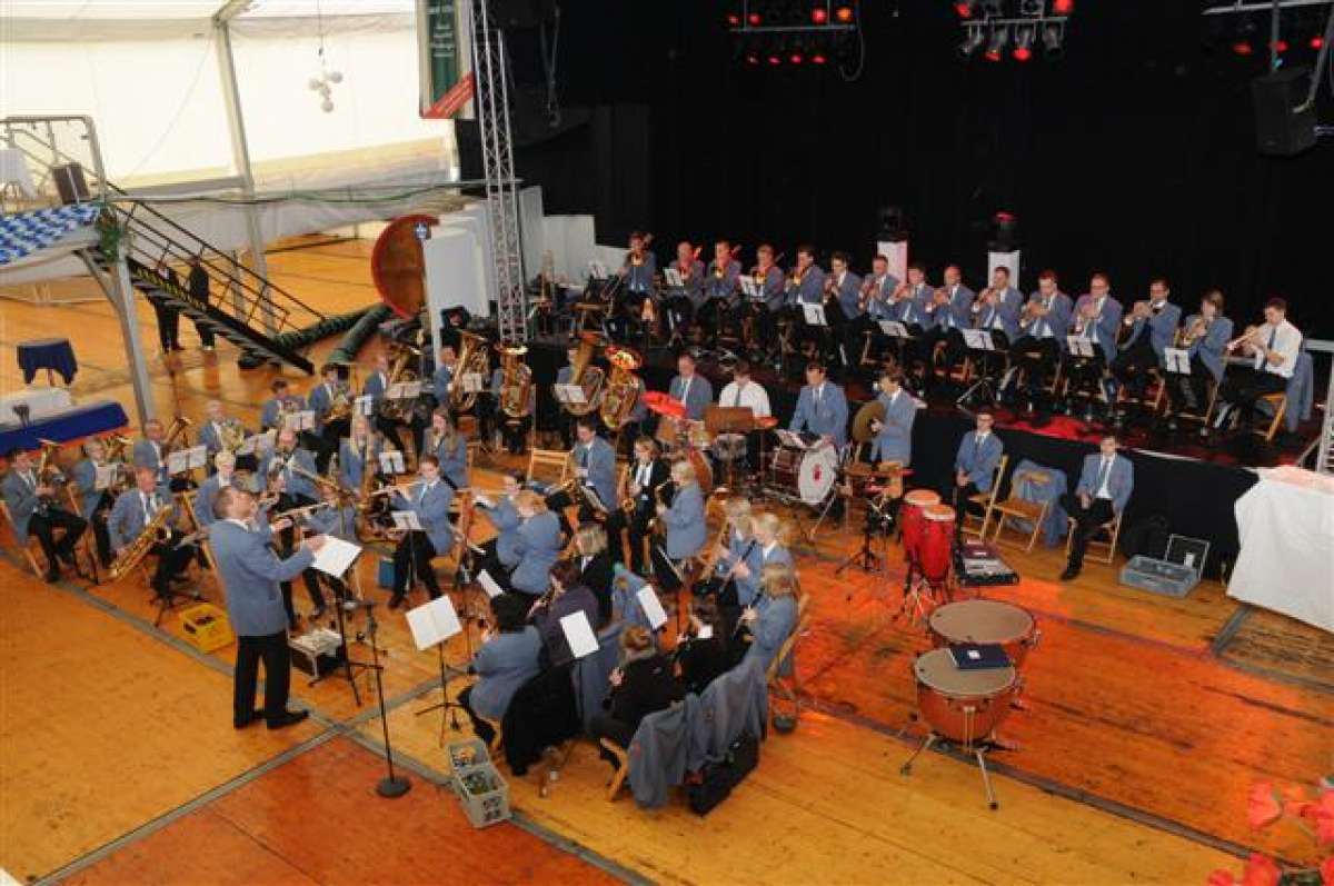 72. Warburger Oktoberwoche light – Musikverein Scherfede