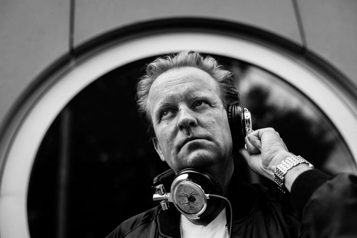 Musik From Café Musique – DJ Lars Palmas