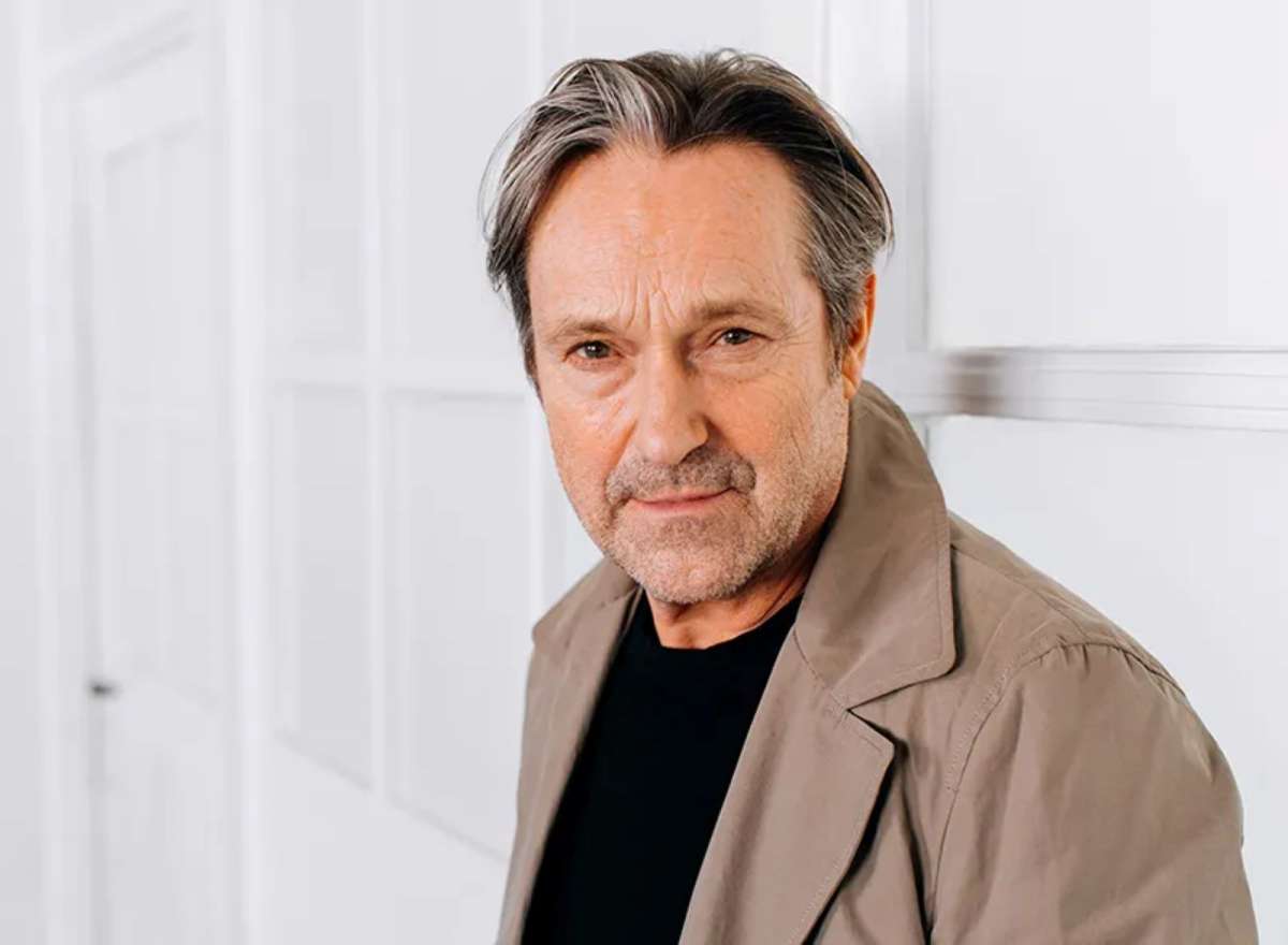 Kultursommer Nordhessen 2025 - Follow the sun - Der Sommer meines Lebens – Helmut Zierl