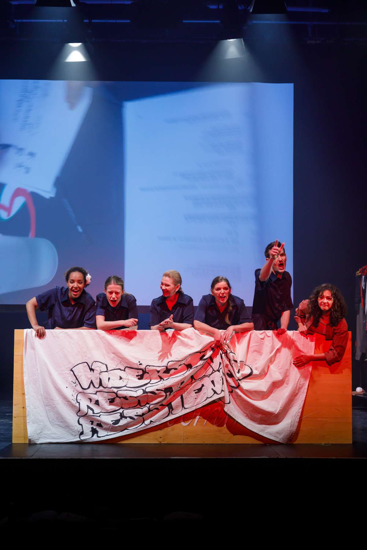 Ciao, Bella, Ciao! /UA