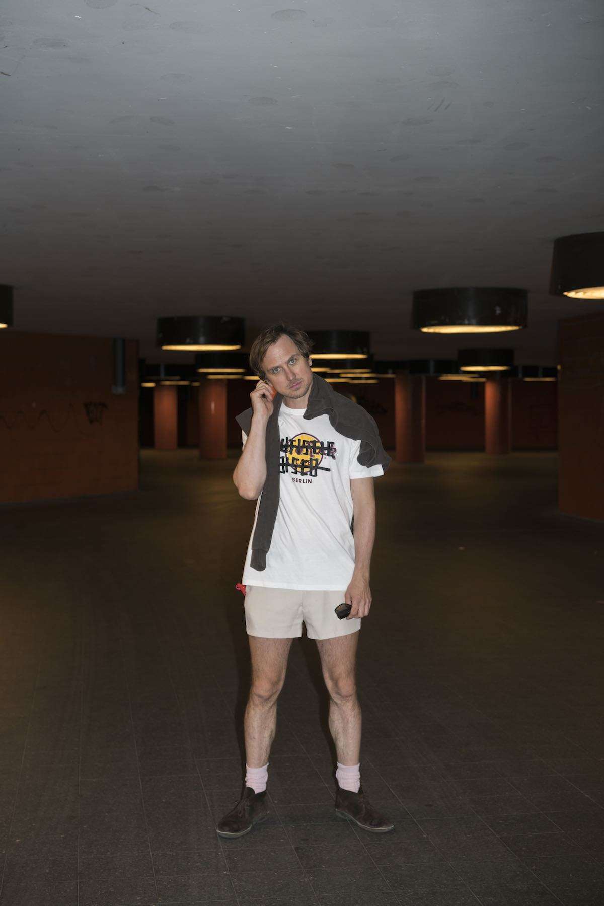 Lars Eidinger liest und singt Bertolt Brecht's Hauspostille