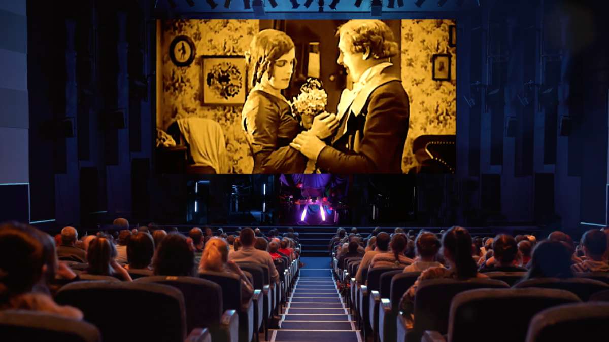 Großes Bild schließen! Nosferatu - Stummfilm mit Live-Musik