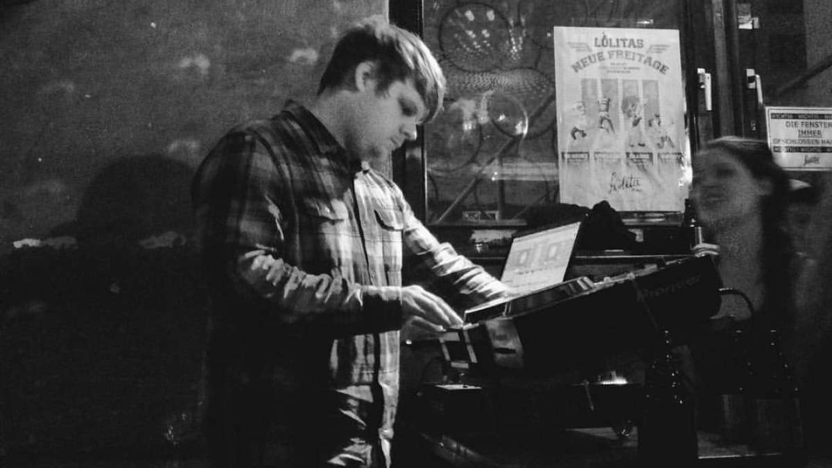 Tell All Your Friends