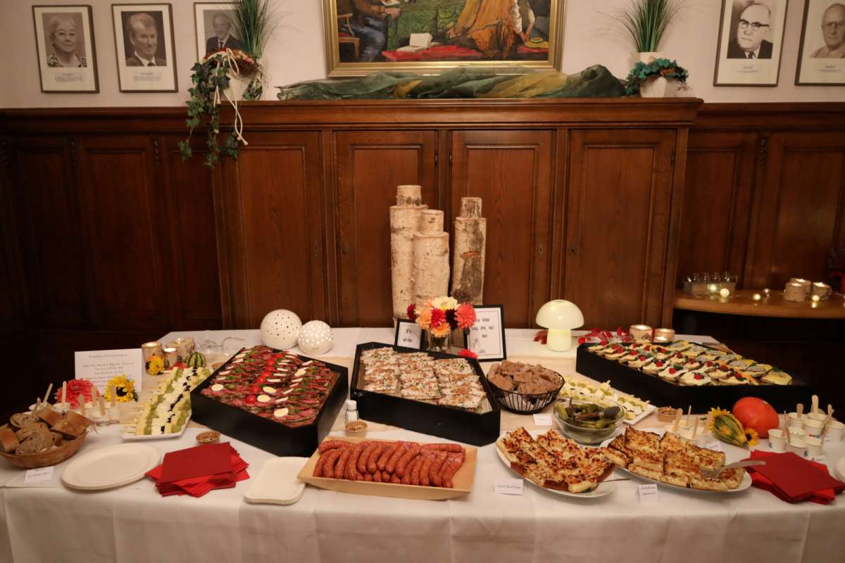 Musik und Wein im Rathaus