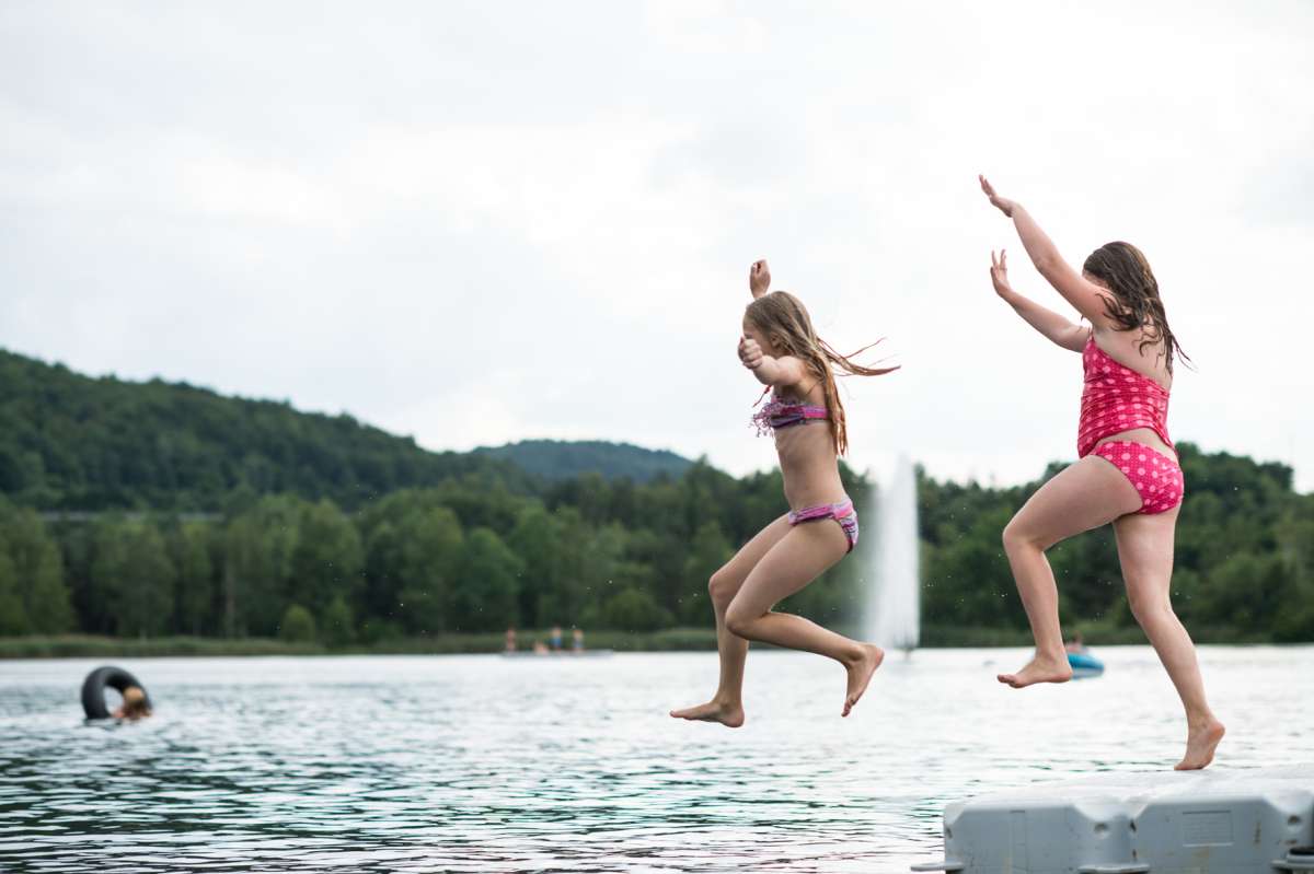 Saisoneröffnung am Naturbadesee Stockelache