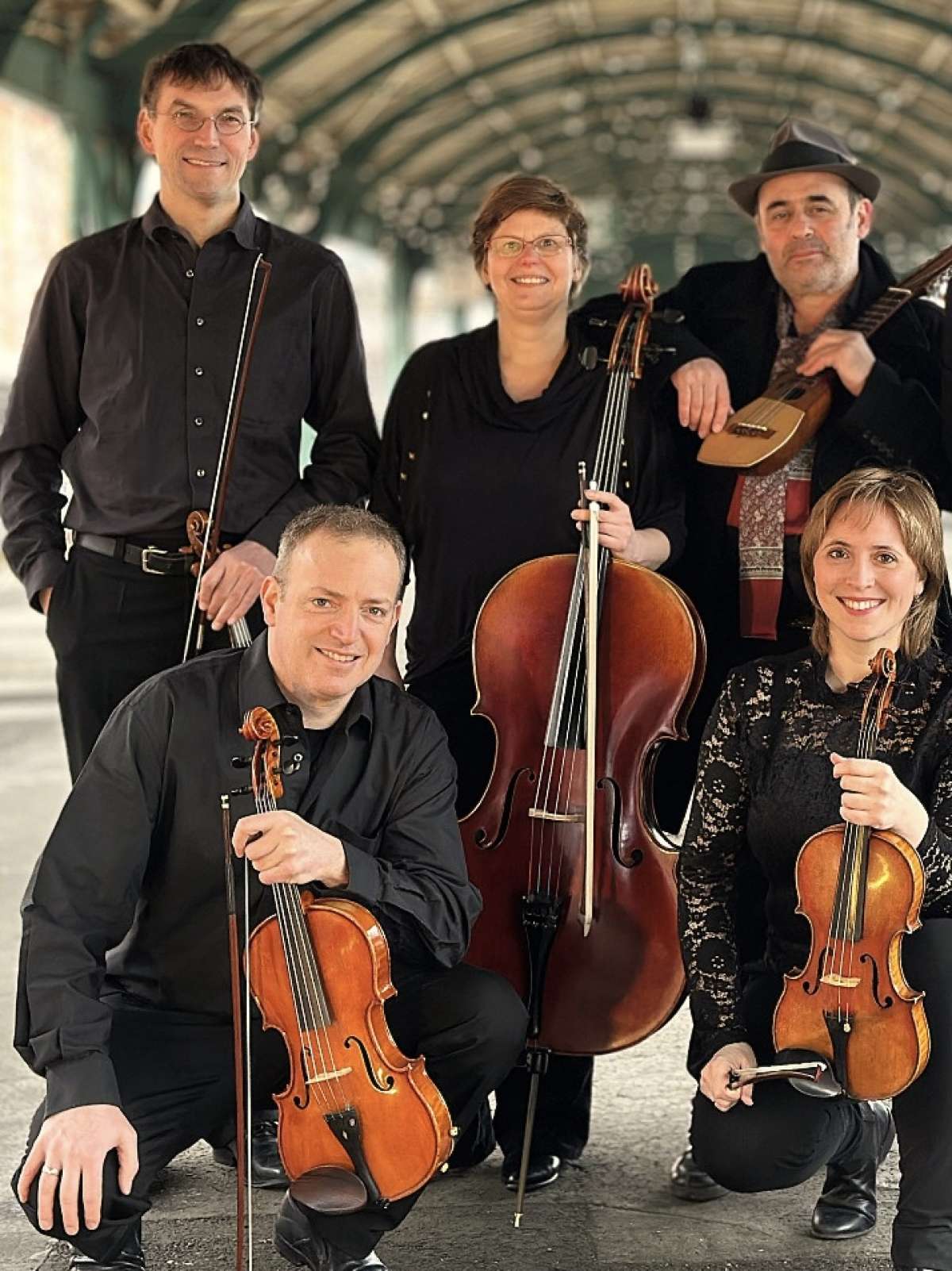 Großes Bild schließen! Arcos, Charango y Bombo
